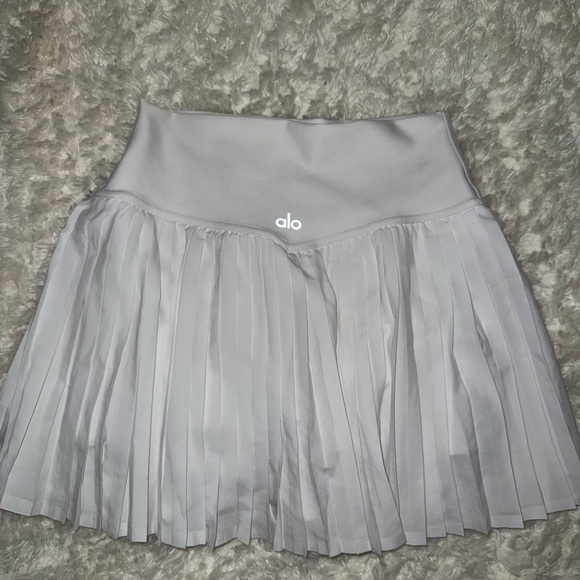 ALO Yoga Dresses & Skirts - ALO Yoga White Pleated Skater Skirt